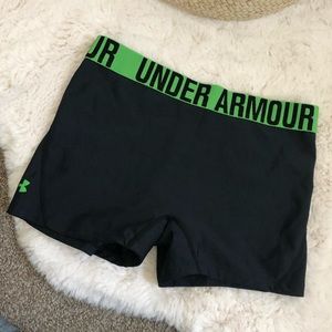 Under Armour Compression Green Black Shorts M